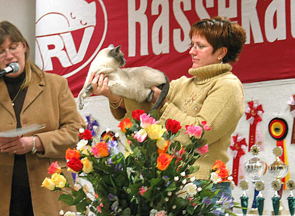 Loona bei der Vergabe zur BEST IN SHOW